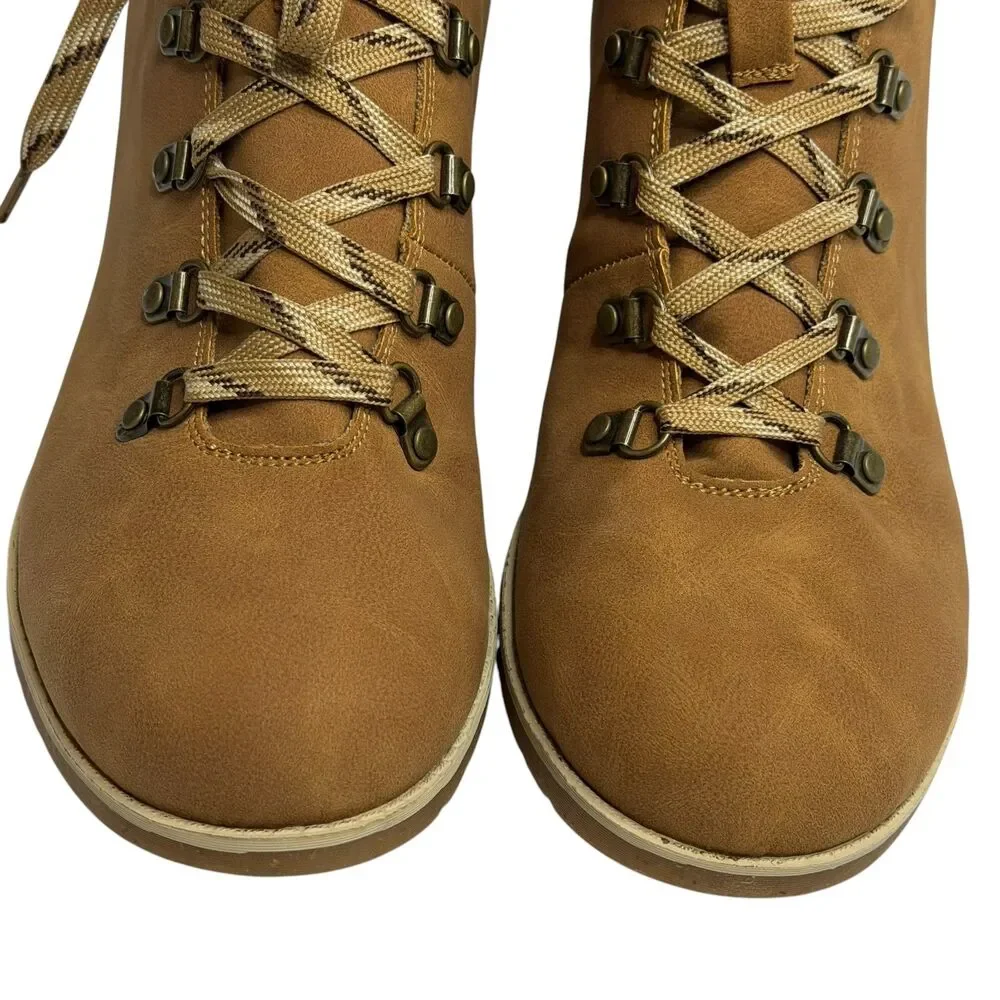 BOC Alder Nubuck Leather Booties Boots Heeled Womens Tan 11 NIB
